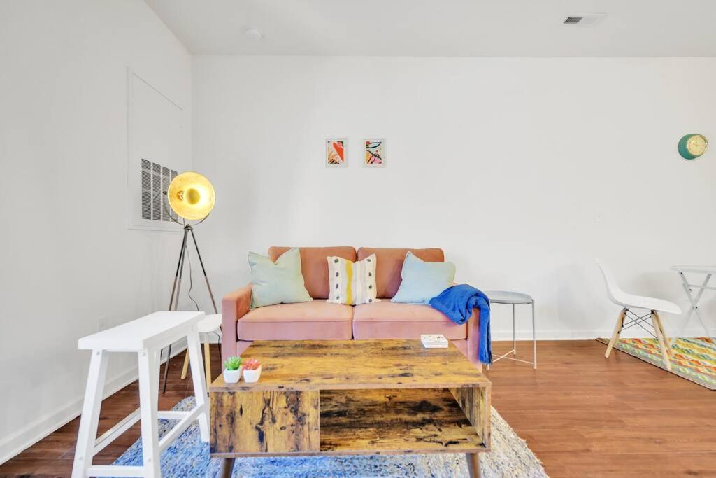 Apartamento 1br King Bed Near Shopping, Dining & Entertainment